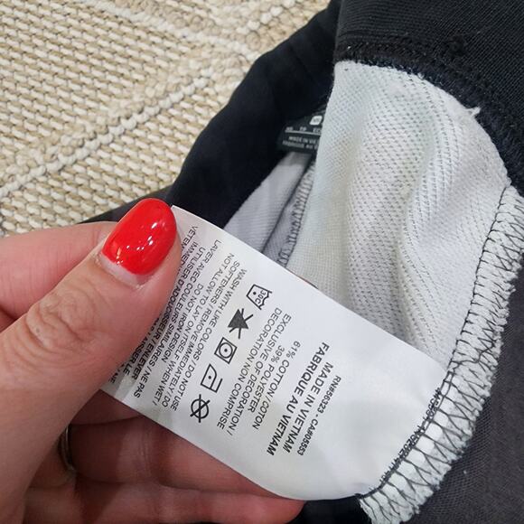 Nike camo women's size xs sweatpants - Picture 7 of 8